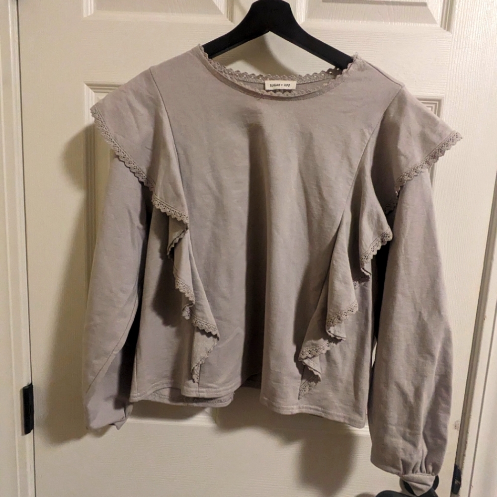 NWOT ong Sleeve Shirt